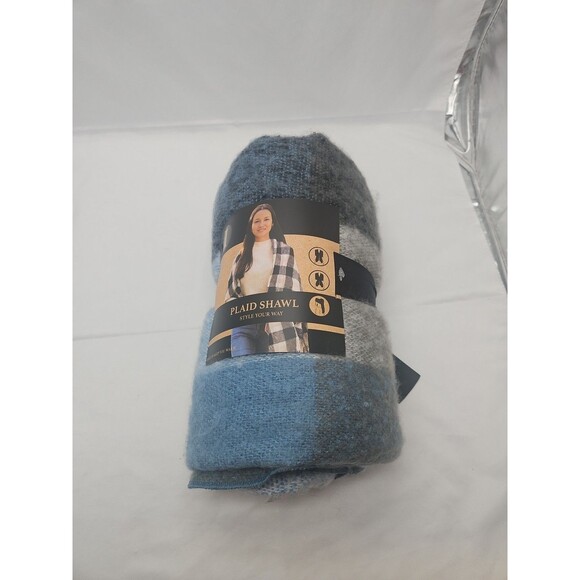 Plaid Igloos Womens Shawl (Blue/Gray/Black) - Picture 11 of 11